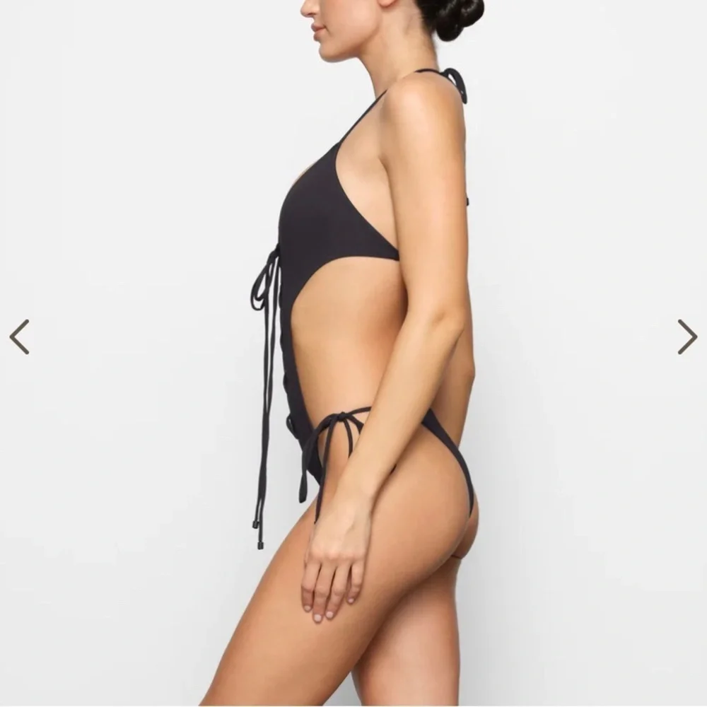 Skims Signature swim lace up Monokini size 2X Onix New with tags